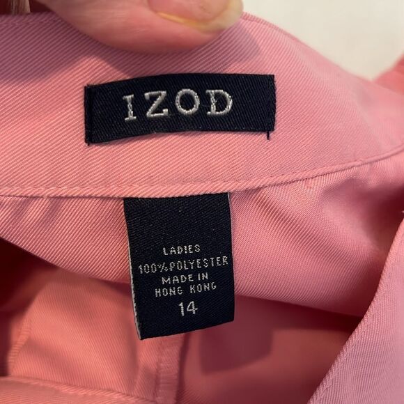 Izod Womens size 14 pink pleated shorts side and back pockets belt loops EUC - Picture 3 of 12
